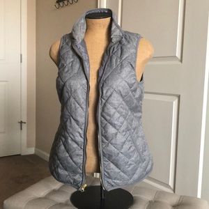 3/$15🦉 Silver Old Navy Vest M